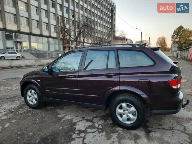 Червоний Cанг Йонг Kyron, об'ємом двигуна 2.3 л та пробігом 229 тис. км за 6600 $, фото 6 на Automoto.ua
