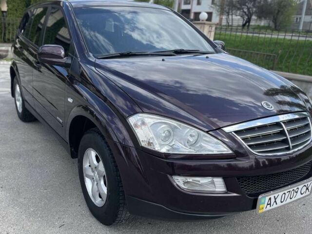 Червоний Cанг Йонг Kyron, об'ємом двигуна 2.3 л та пробігом 220 тис. км за 6700 $, фото 23 на Automoto.ua