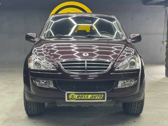 Красный Cанг Йонг Кирон, объемом двигателя 2.3 л и пробегом 72 тыс. км за 10700 $, фото 1 на Automoto.ua