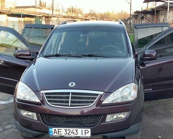 Красный Cанг Йонг Кирон, объемом двигателя 2 л и пробегом 132 тыс. км за 8050 $, фото 17 на Automoto.ua