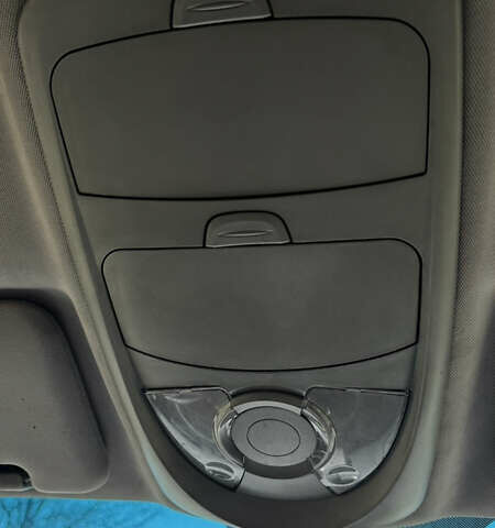 Червоний Cанг Йонг Kyron, об'ємом двигуна 2 л та пробігом 350 тис. км за 6400 $, фото 28 на Automoto.ua