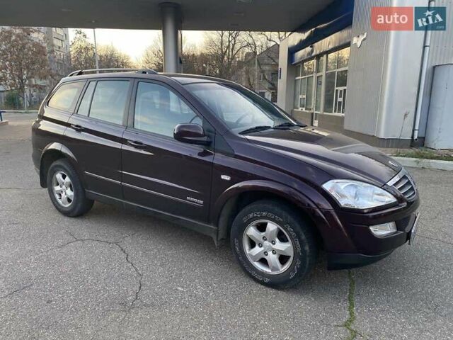 Красный Cанг Йонг Кирон, объемом двигателя 2 л и пробегом 61 тыс. км за 8800 $, фото 3 на Automoto.ua