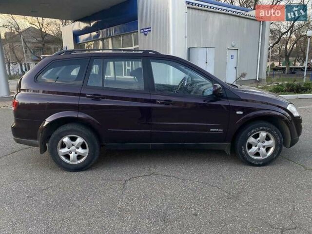 Красный Cанг Йонг Кирон, объемом двигателя 2 л и пробегом 61 тыс. км за 8800 $, фото 4 на Automoto.ua