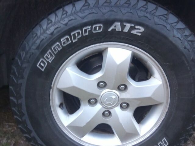 Cанг Йонг Кирон 2010 в Овруче на Automoto.ua Красный Cанг Йонг Кирон, объемом двигателя 2 л и пробегом 158 тыс. км за 7500 $, фото 6 на Automoto.ua