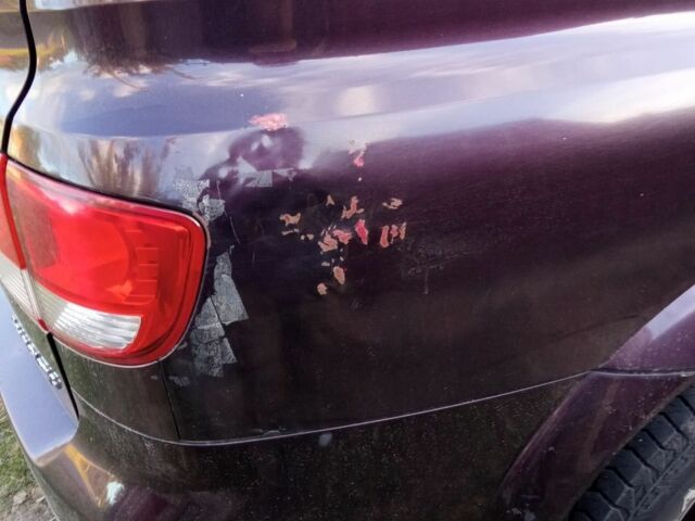 Cанг Йонг Кирон 2010 в Овруче на Automoto.ua Красный Cанг Йонг Кирон, объемом двигателя 2 л и пробегом 158 тыс. км за 7500 $, фото 11 на Automoto.ua