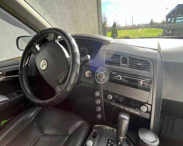 Cанг Йонг Кирон, объемом двигателя 2 л и пробегом 223 тыс. км за 6500 $, фото 10 на Automoto.ua