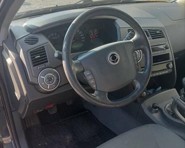 Cанг Йонг Кирон, объемом двигателя 2 л и пробегом 264 тыс. км за 7200 $, фото 7 на Automoto.ua