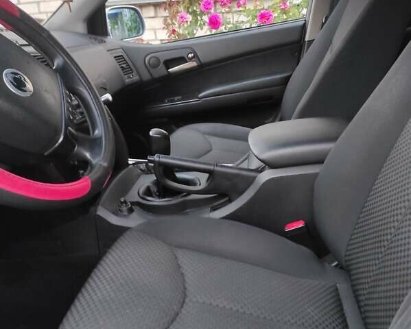 Cанг Йонг Kyron, об'ємом двигуна 2 л та пробігом 120 тис. км за 8500 $, фото 6 на Automoto.ua