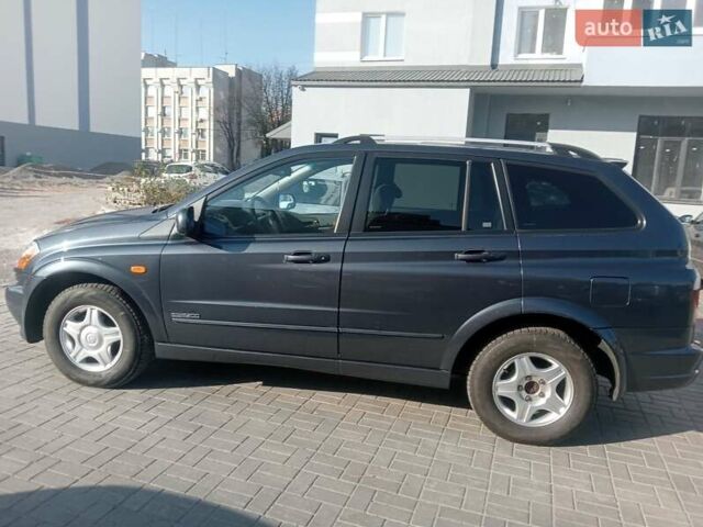 Cанг Йонг Кирон, объемом двигателя 2 л и пробегом 264 тыс. км за 7200 $, фото 2 на Automoto.ua