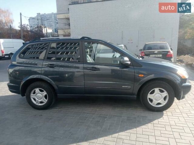 Cанг Йонг Кирон, объемом двигателя 2 л и пробегом 264 тыс. км за 7200 $, фото 3 на Automoto.ua