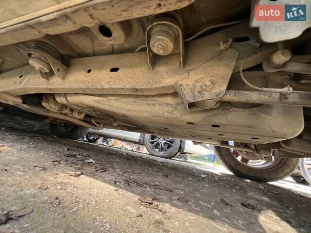 Cанг Йонг Kyron, об'ємом двигуна 2 л та пробігом 216 тис. км за 2890 $, фото 5 на Automoto.ua