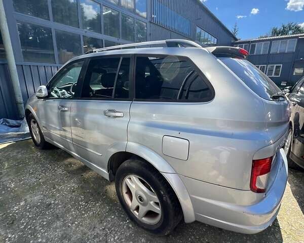 Cанг Йонг Kyron, об'ємом двигуна 2 л та пробігом 216 тис. км за 2890 $, фото 3 на Automoto.ua