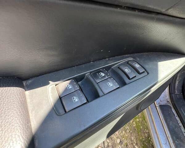 Cанг Йонг Kyron, об'ємом двигуна 2 л та пробігом 216 тис. км за 2890 $, фото 8 на Automoto.ua