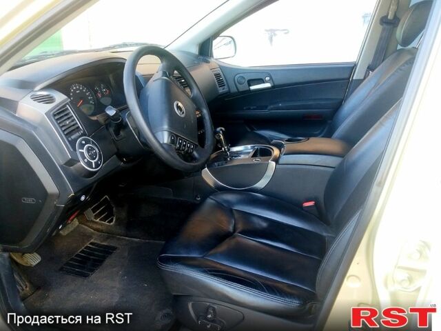 Cанг Йонг Kyron, об'ємом двигуна 2 л та пробігом 128 тис. км за 6800 $, фото 2 на Automoto.ua