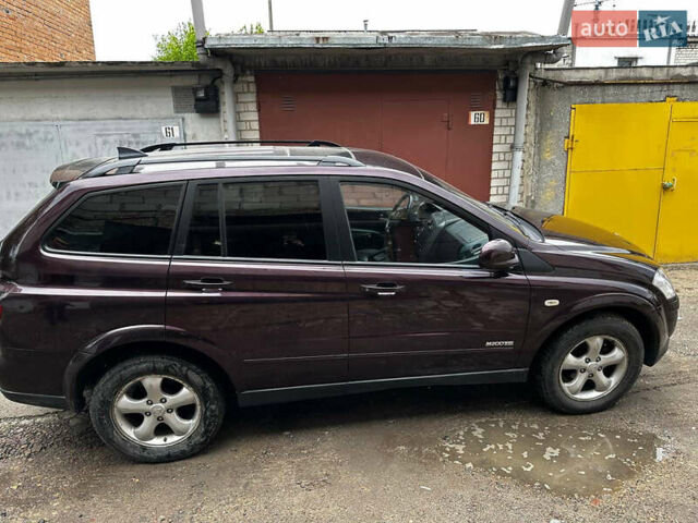 Cанг Йонг Кирон, объемом двигателя 2 л и пробегом 161 тыс. км за 6500 $, фото 3 на Automoto.ua