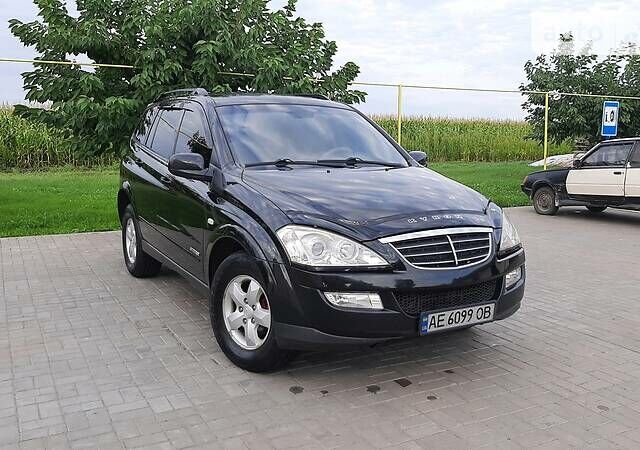 Cанг Йонг Кирон, объемом двигателя 2 л и пробегом 186 тыс. км за 7200 $, фото 4 на Automoto.ua