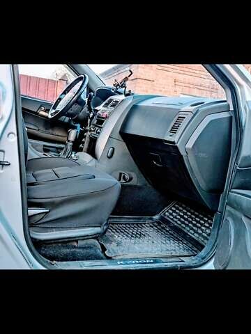 Cанг Йонг Kyron, об'ємом двигуна 2.3 л та пробігом 180 тис. км за 6800 $, фото 4 на Automoto.ua