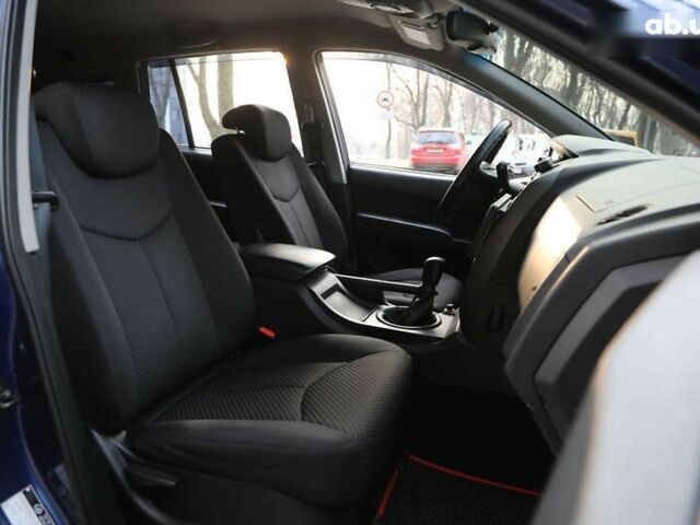 Cанг Йонг Кирон, объемом двигателя 0 л и пробегом 108 тыс. км за 8500 $, фото 9 на Automoto.ua