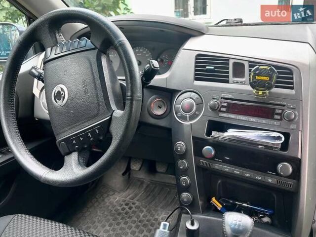 Cанг Йонг Kyron, об'ємом двигуна 2 л та пробігом 69 тис. км за 8000 $, фото 9 на Automoto.ua