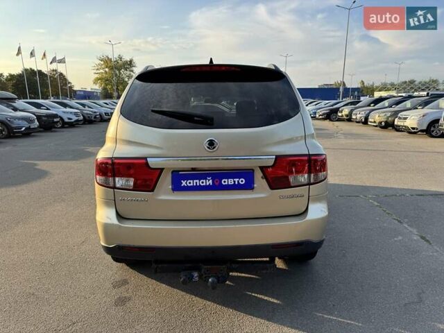 Жовтий Cанг Йонг Kyron, об'ємом двигуна 2 л та пробігом 221 тис. км за 8500 $, фото 5 на Automoto.ua