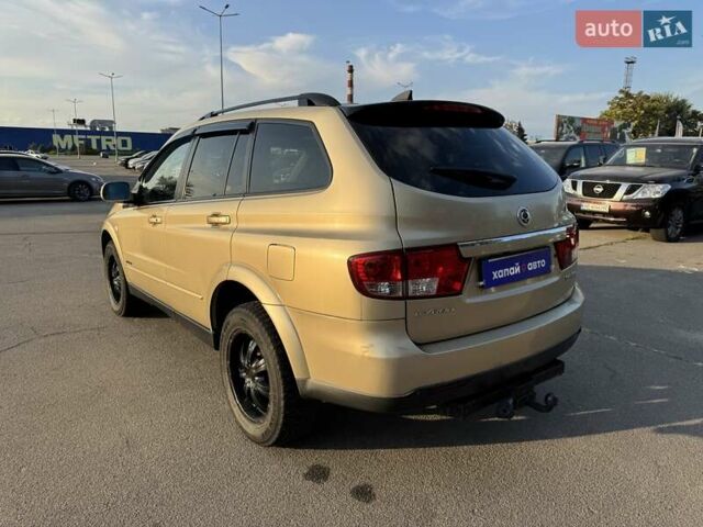 Жовтий Cанг Йонг Kyron, об'ємом двигуна 2 л та пробігом 221 тис. км за 8500 $, фото 6 на Automoto.ua