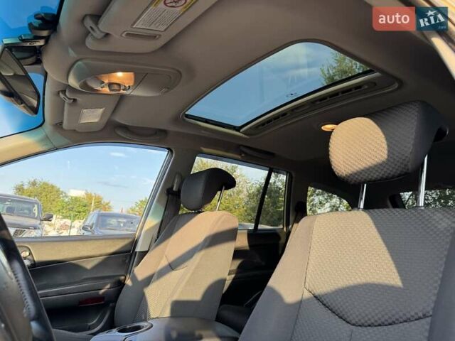 Жовтий Cанг Йонг Kyron, об'ємом двигуна 2 л та пробігом 221 тис. км за 8500 $, фото 19 на Automoto.ua