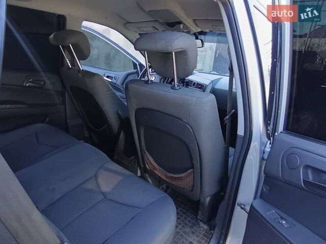 Серый Cанг Йонг Кирон, объемом двигателя 2 л и пробегом 362 тыс. км за 4300 $, фото 5 на Automoto.ua