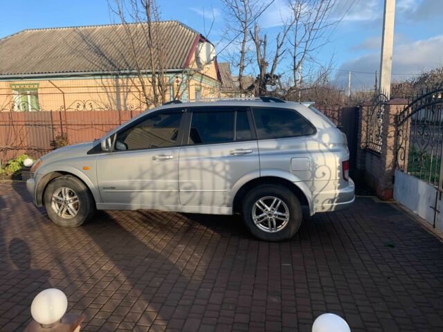 Сірий Cанг Йонг Kyron, об'ємом двигуна 2 л та пробігом 191 тис. км за 4300 $, фото 1 на Automoto.ua