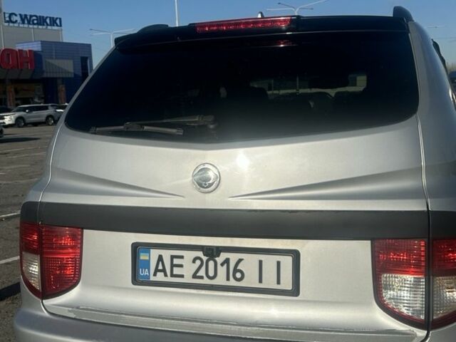 Сірий Cанг Йонг Kyron, об'ємом двигуна 2 л та пробігом 235 тис. км за 6500 $, фото 7 на Automoto.ua