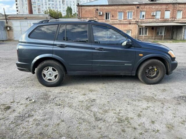 Сірий Cанг Йонг Kyron, об'ємом двигуна 2 л та пробігом 225 тис. км за 3800 $, фото 4 на Automoto.ua