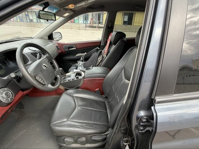 Сірий Cанг Йонг Kyron, об'ємом двигуна 2 л та пробігом 204 тис. км за 5286 $, фото 7 на Automoto.ua