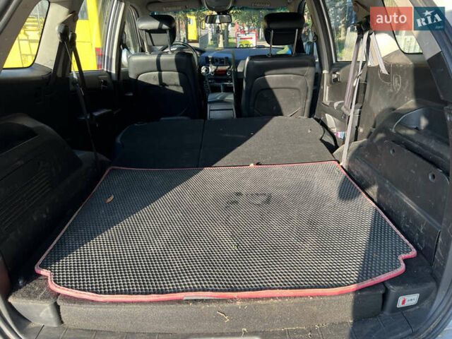 Сірий Cанг Йонг Kyron, об'ємом двигуна 2 л та пробігом 248 тис. км за 5900 $, фото 13 на Automoto.ua