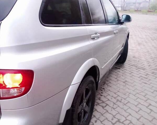 Сірий Cанг Йонг Kyron, об'ємом двигуна 2 л та пробігом 260 тис. км за 6400 $, фото 3 на Automoto.ua