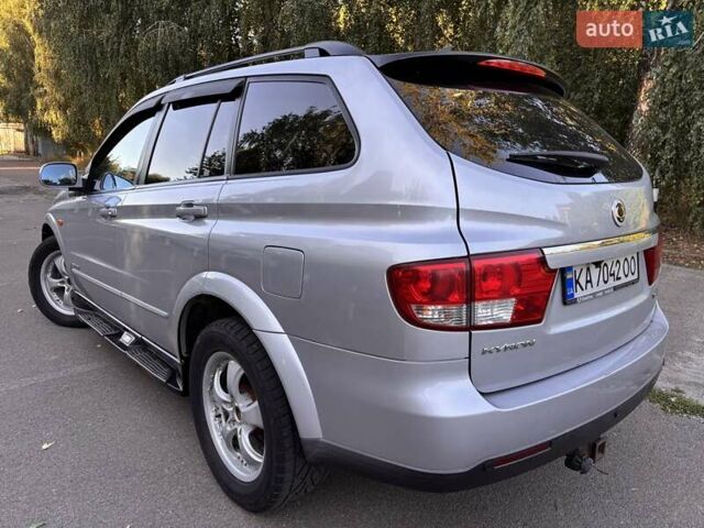 Сірий Cанг Йонг Kyron, об'ємом двигуна 2 л та пробігом 339 тис. км за 5250 $, фото 4 на Automoto.ua