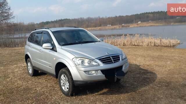 Сірий Cанг Йонг Kyron, об'ємом двигуна 2 л та пробігом 250 тис. км за 8500 $, фото 8 на Automoto.ua