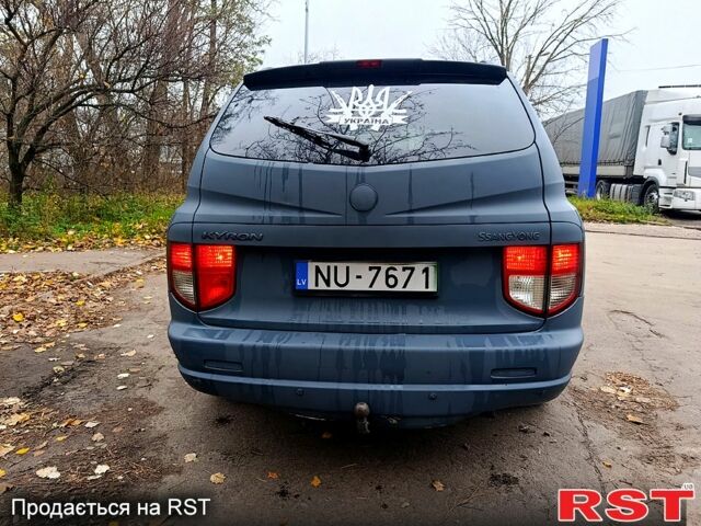 Сірий Cанг Йонг Kyron, об'ємом двигуна 2 л та пробігом 293 тис. км за 4999 $, фото 6 на Automoto.ua