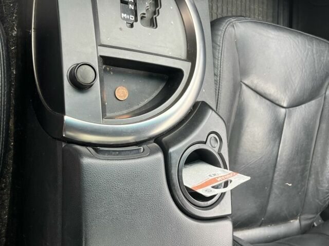 Серый Cанг Йонг Кирон, объемом двигателя 2.7 л и пробегом 275 тыс. км за 5000 $, фото 7 на Automoto.ua