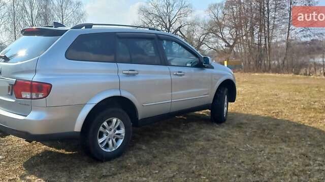 Сірий Cанг Йонг Kyron, об'ємом двигуна 2 л та пробігом 250 тис. км за 8500 $, фото 4 на Automoto.ua