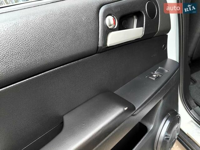 Серый Cанг Йонг Кирон, объемом двигателя 2.3 л и пробегом 163 тыс. км за 5990 $, фото 42 на Automoto.ua
