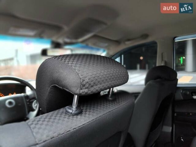 Серый Cанг Йонг Кирон, объемом двигателя 2.3 л и пробегом 163 тыс. км за 5990 $, фото 43 на Automoto.ua