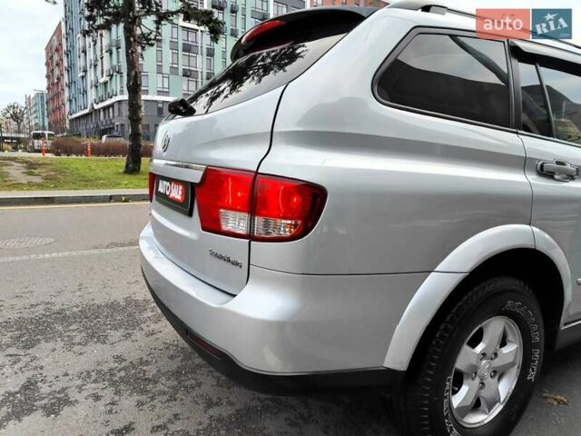 Серый Cанг Йонг Кирон, объемом двигателя 2.3 л и пробегом 163 тыс. км за 5990 $, фото 21 на Automoto.ua