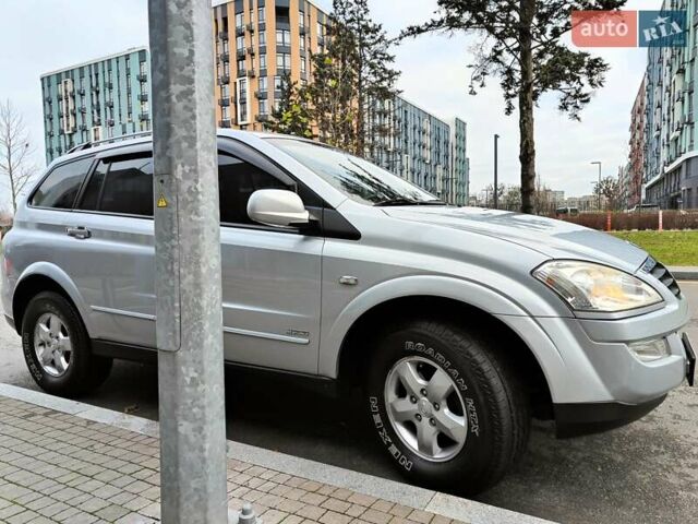 Серый Cанг Йонг Кирон, объемом двигателя 2.3 л и пробегом 163 тыс. км за 5990 $, фото 30 на Automoto.ua