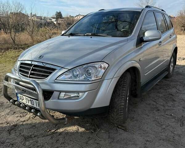 Сірий Cанг Йонг Kyron, об'ємом двигуна 2.3 л та пробігом 160 тис. км за 7600 $, фото 6 на Automoto.ua
