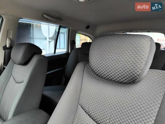 Серый Cанг Йонг Кирон, объемом двигателя 2.3 л и пробегом 163 тыс. км за 5990 $, фото 37 на Automoto.ua