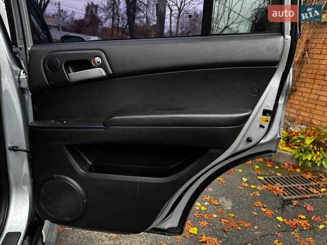 Серый Cанг Йонг Кирон, объемом двигателя 2 л и пробегом 220 тыс. км за 8390 $, фото 23 на Automoto.ua