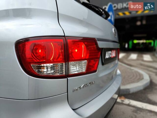 Серый Cанг Йонг Кирон, объемом двигателя 2.3 л и пробегом 163 тыс. км за 5990 $, фото 17 на Automoto.ua