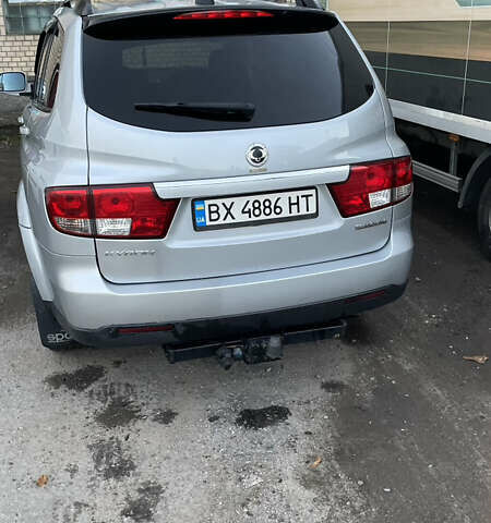 Серый Cанг Йонг Кирон, объемом двигателя 2 л и пробегом 255 тыс. км за 8800 $, фото 2 на Automoto.ua