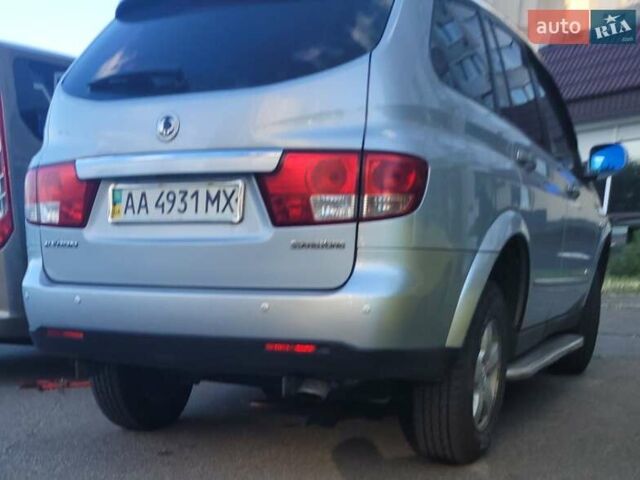 Cанг Йонг Kyron 2010 у Києві на Automoto.ua Сірий Cанг Йонг Kyron, об'ємом двигуна 2 л та пробігом 178 тис. км за 7200 $, фото 3 на Automoto.ua