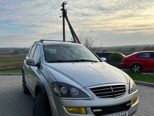 Cанг Йонг Кирон 2011 в Шумск на Automoto.ua Серый Cанг Йонг Кирон, объемом двигателя 2 л и пробегом 153 тыс. км за 4999 $, фото 2 на Automoto.ua