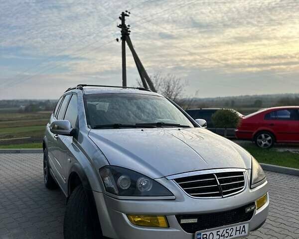 Cанг Йонг Кирон 2011 в Шумск на Automoto.ua Серый Cанг Йонг Кирон, объемом двигателя 2 л и пробегом 153 тыс. км за 4999 $, фото 3 на Automoto.ua